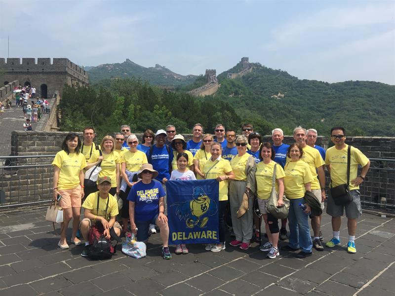 2015 China Trip attendees at the Great Wall